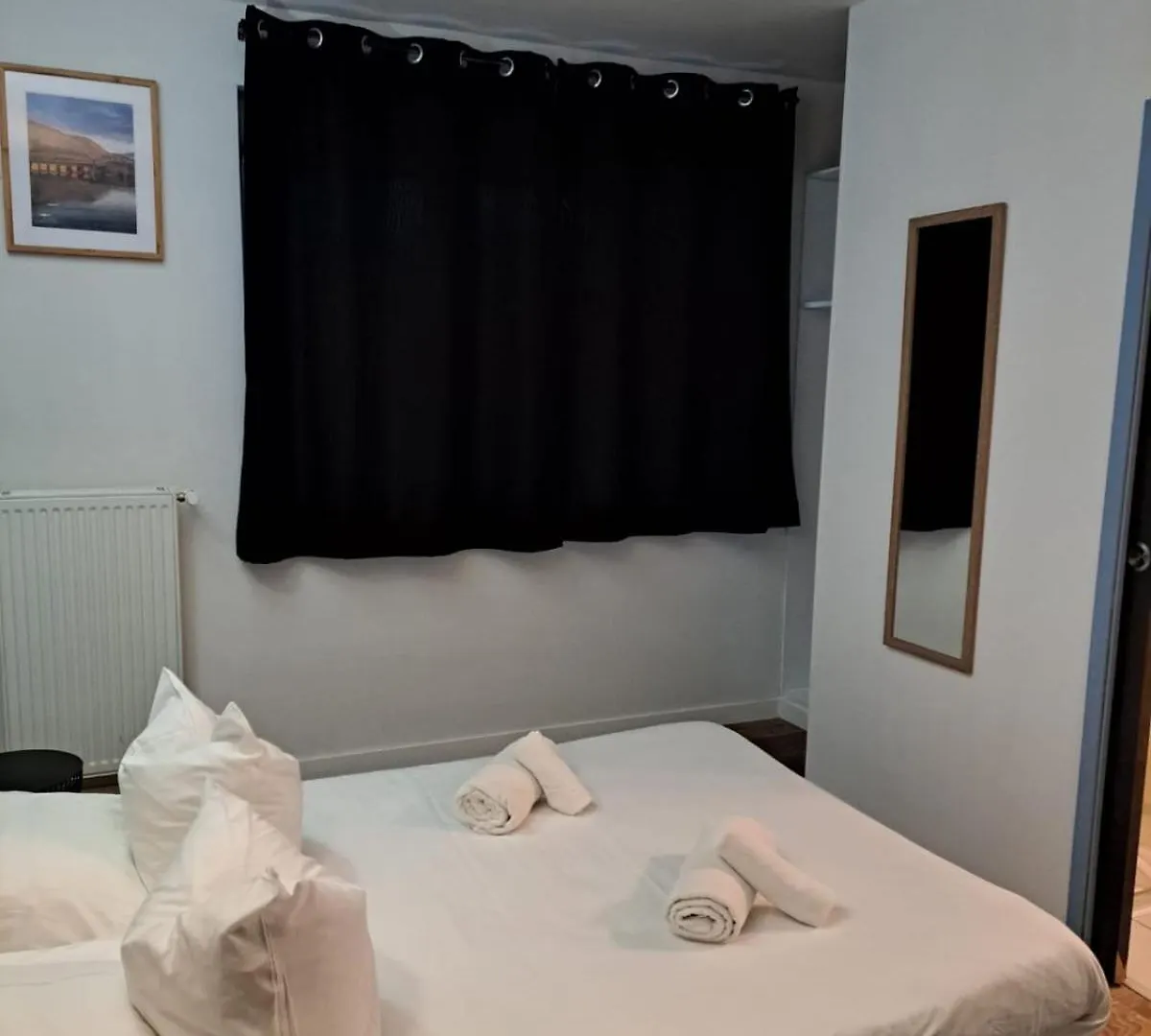 Hotel Le Patio Millau 0*,