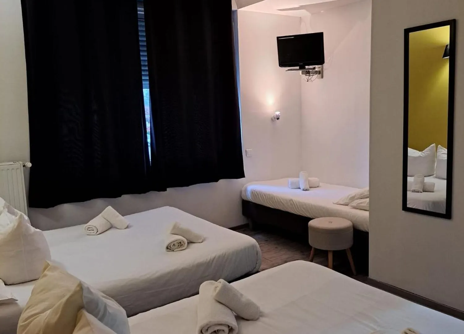 מלון מילאו Le Patio